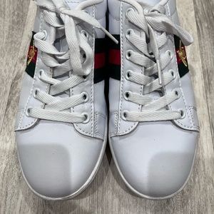 Red green striped designer sneakers